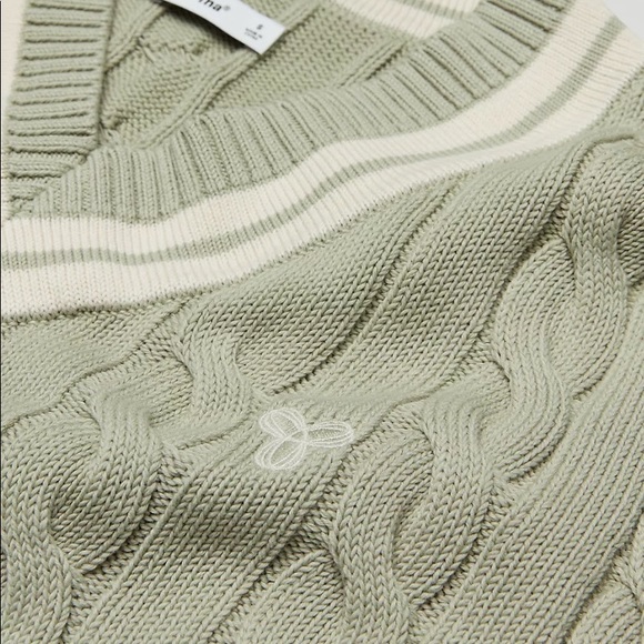 Tna- Clay Sweater - Picture 2 of 2